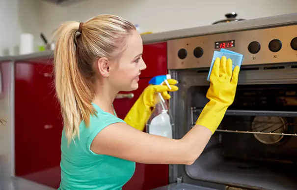 Flawless Oven Cleaning